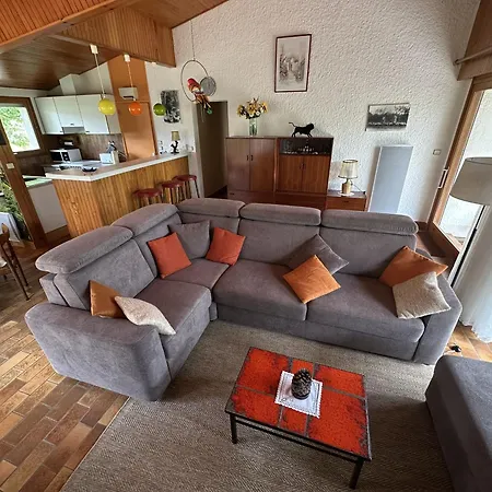 Casa vacanze Maison Familiale Au Milieu Des Pins à - 6 Pers, 300m Du Lac, Ménage Inclus - Fr-1-319-573