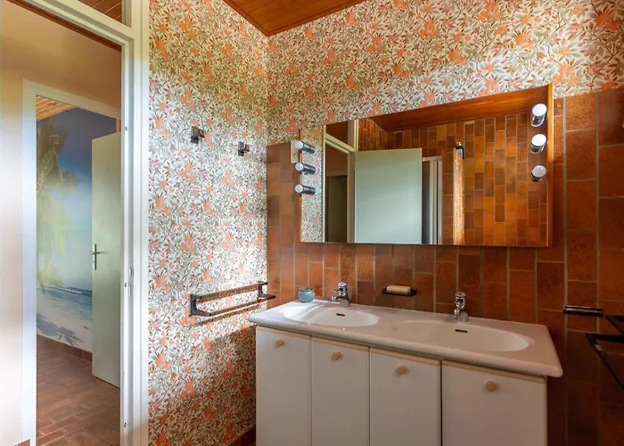 Maison Familiale Au Milieu Des Pins A - 6 Pers, 300m Du Lac, Menage Inclus - Fr-1-319-573 Vakantiehuis *