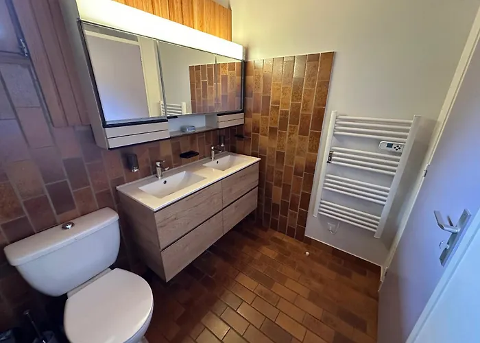 Maison Familiale Au Milieu Des Pins A - 6 Pers, 300m Du Lac, Menage Inclus - Fr-1-319-573 *